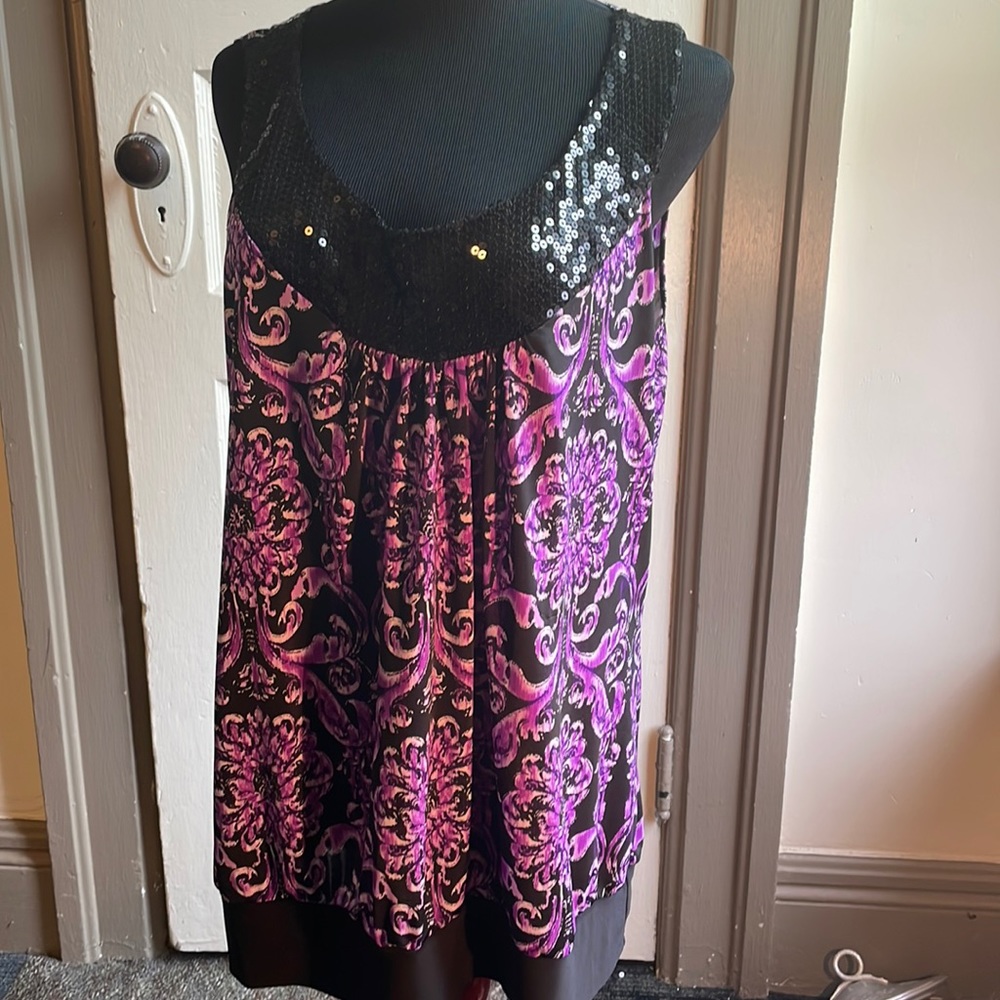 Plus size sequin trim top